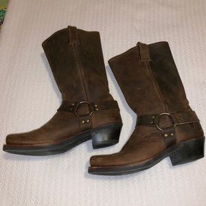 Frye Harness 12r Leather Boots - Women’s size 9.5